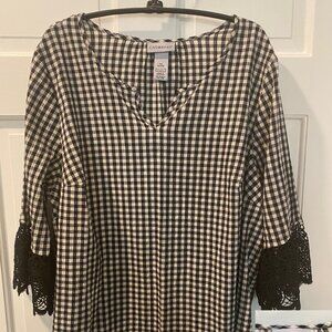 Catherine's black and white checkered top